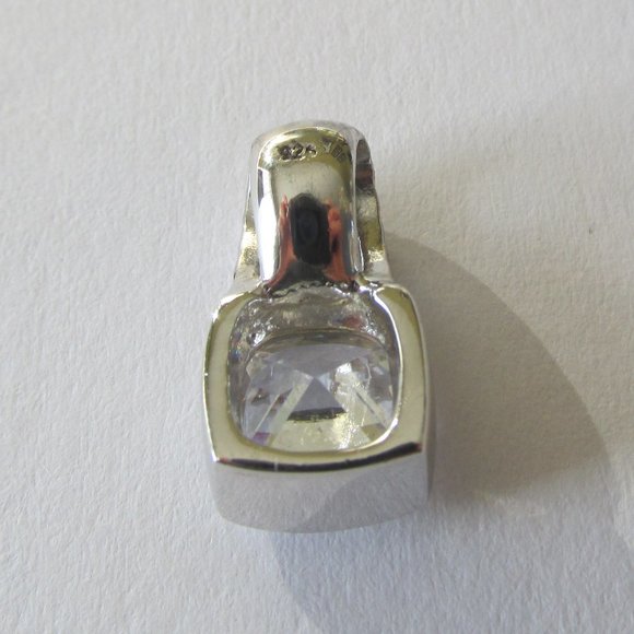 Natural Clear Quartz Cushion Pendant Sterling Silver - Picture 5 of 5